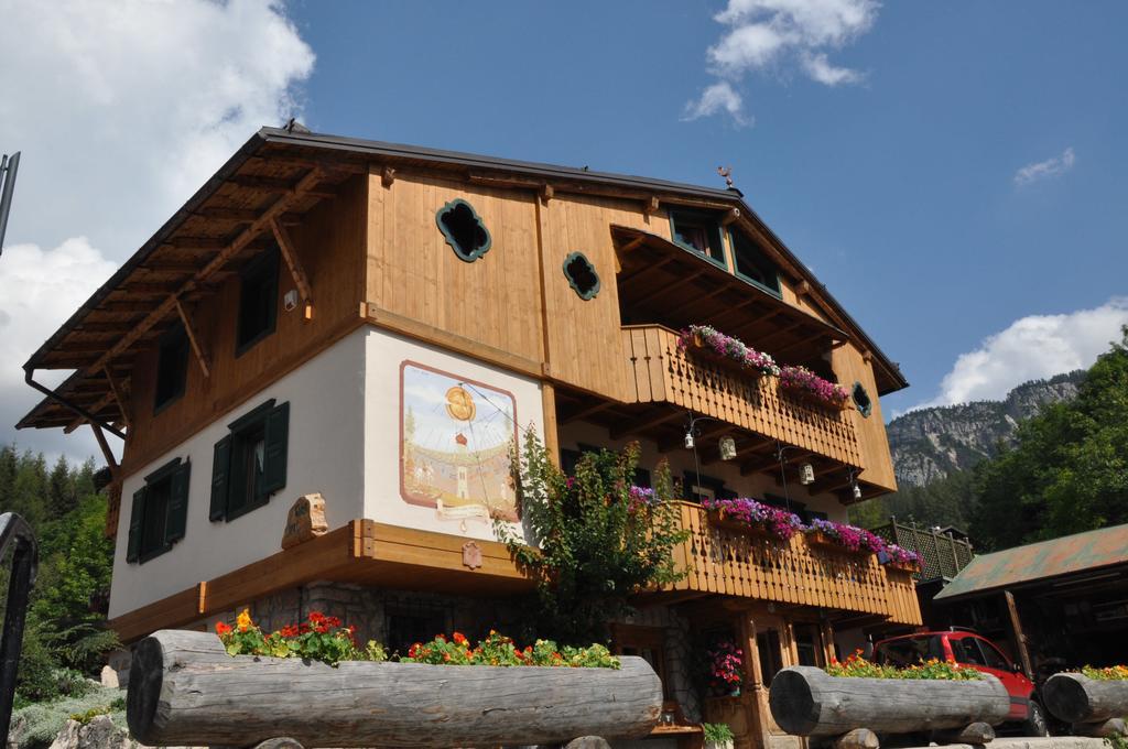 CiasaToa Apartment Cortina d'Ampezzo Ruang foto