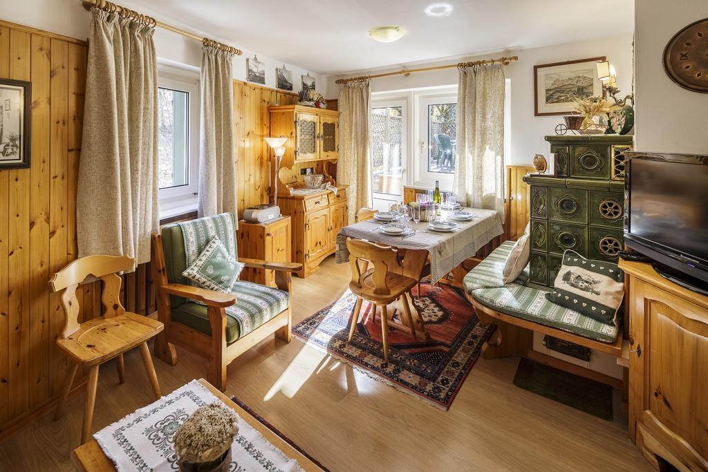 CiasaToa Apartment Cortina d'Ampezzo Ruang foto